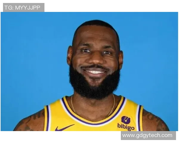 美国体育明星排行榜揭晓谁是最受欢迎的运动员及其成就分析 美国体育明星排行榜揭晓谁是最受欢迎的运动员及其成就分析