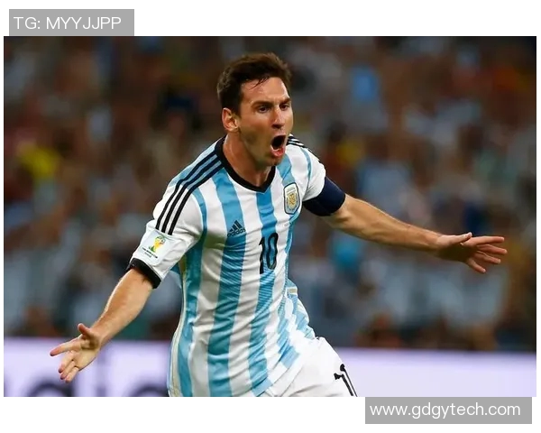 曾在故宫游历的足球明星们的传奇故事与足坛成就