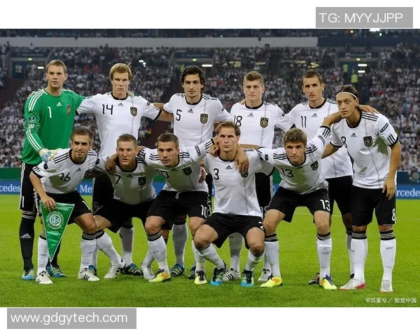 德国足球明星退役之路与夺冠辉煌回顾