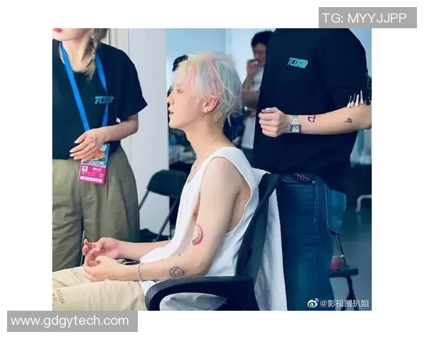 足球明星塌方事件背后的真相与影响分析