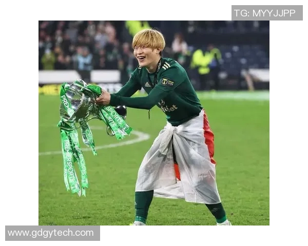 日本足球明星的璀璨星河：盘点那些引领潮流的头牌球员